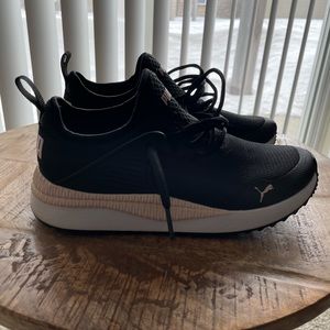 These have not been sold yet Puma Sneakers